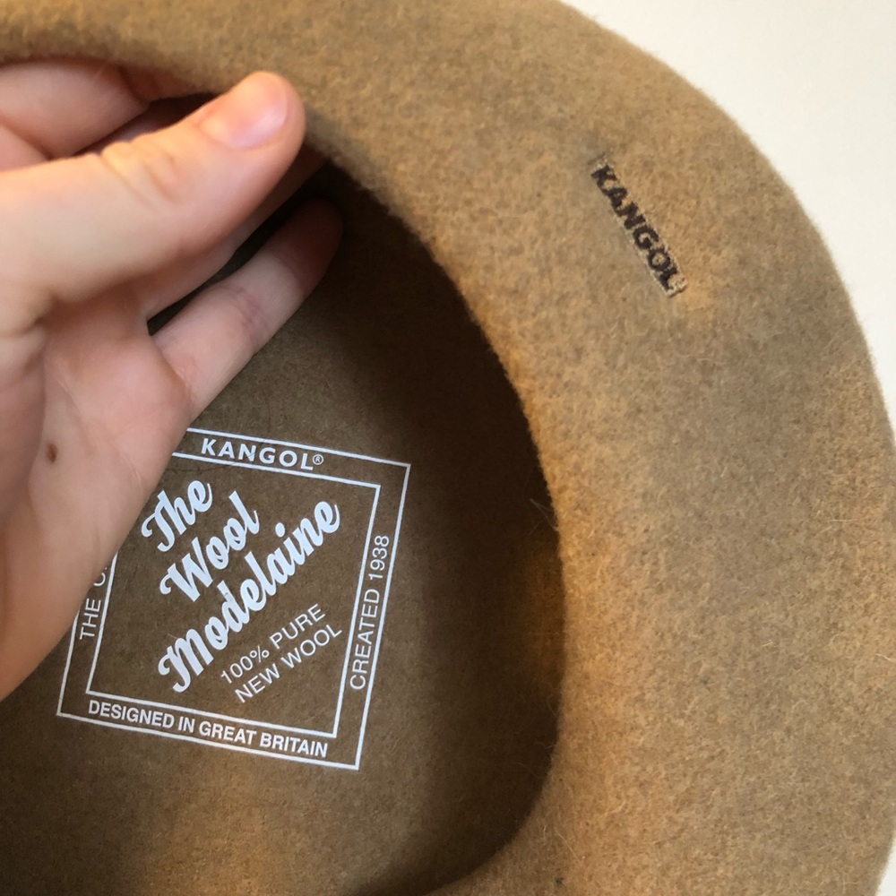 Beige/tan wool Kangol beret
